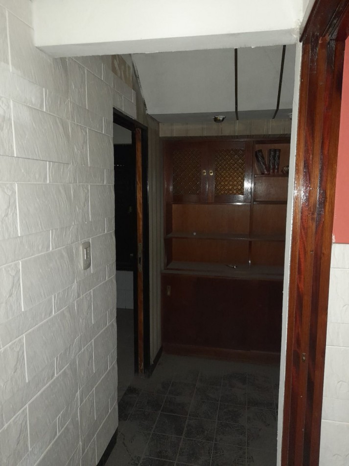 Excelente propiedad para destino comercial sobre lote de 200 m2, en pleno centro comercial.