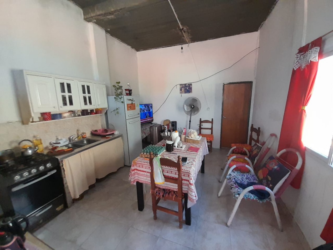 Casa en venta. Gonzalez Catan 