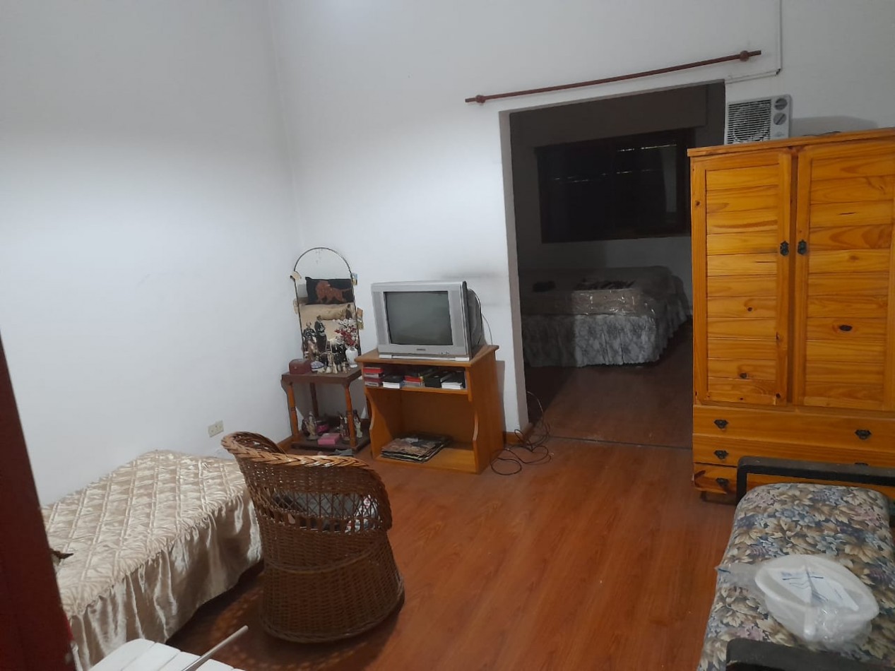 CASA EN VENTA LAFERRERE DE TRES AMBIENTES. TODOS LOS SERVICIOS.