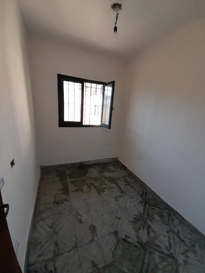 Departamento en alquiler Gregorio de Laferrere Sur.