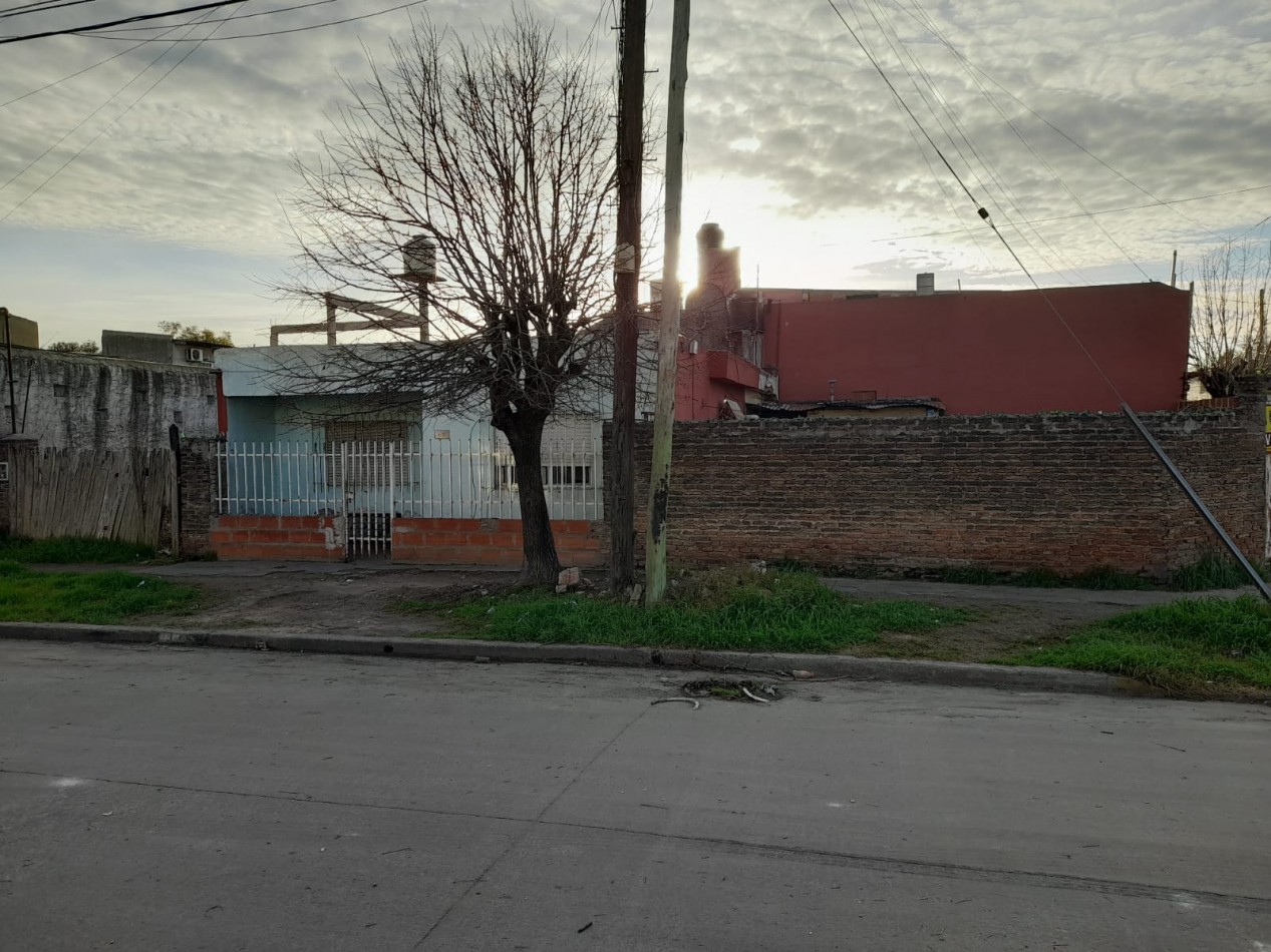 CASA EN VENTA. GREGORIO D ELAFERRERE.