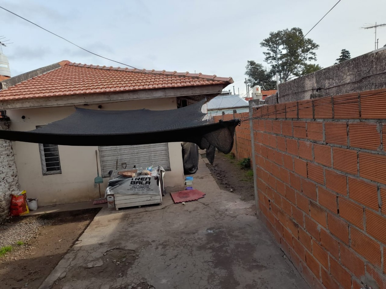 CASA EN VENTA. GREGORIO DE LAFERRERE.