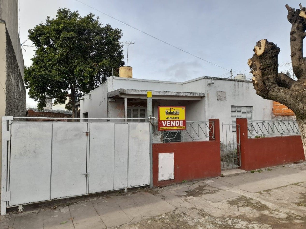 CASA EN VENTA. LAFERRERE NORTE