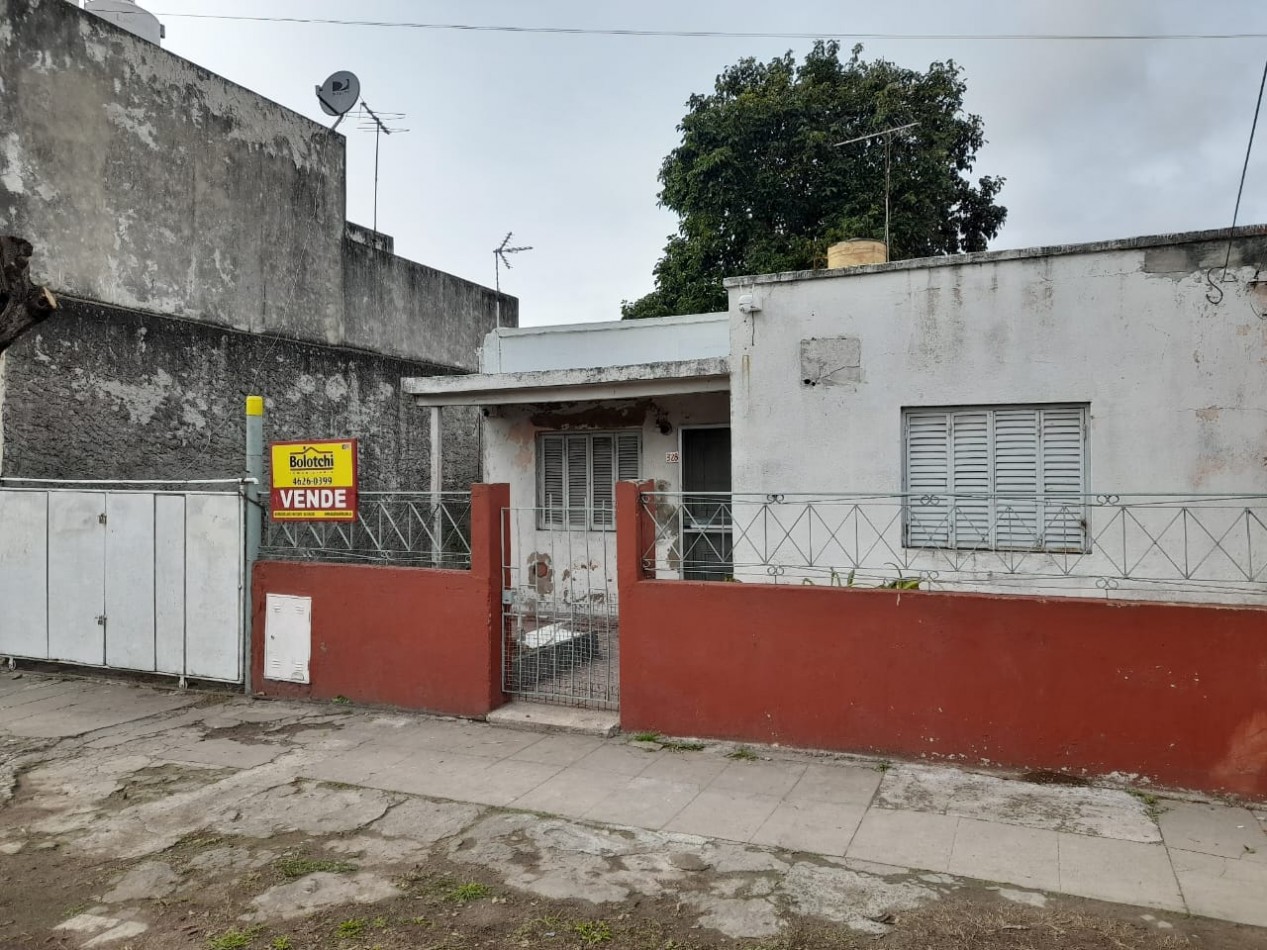 CASA EN VENTA. LAFERRERE NORTE