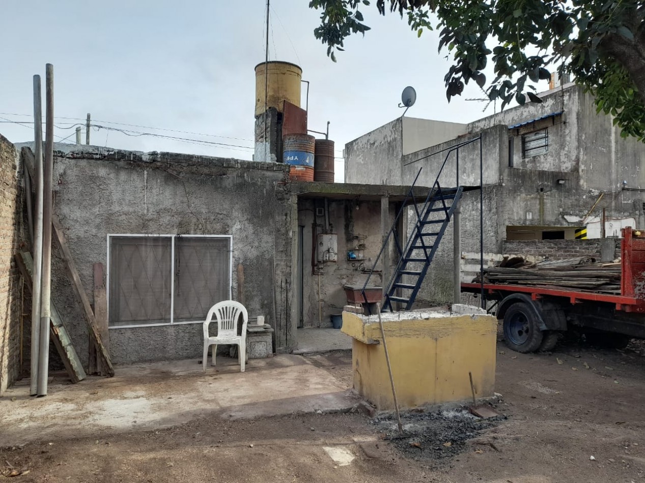 CASA EN VENTA. LAFERRERE NORTE