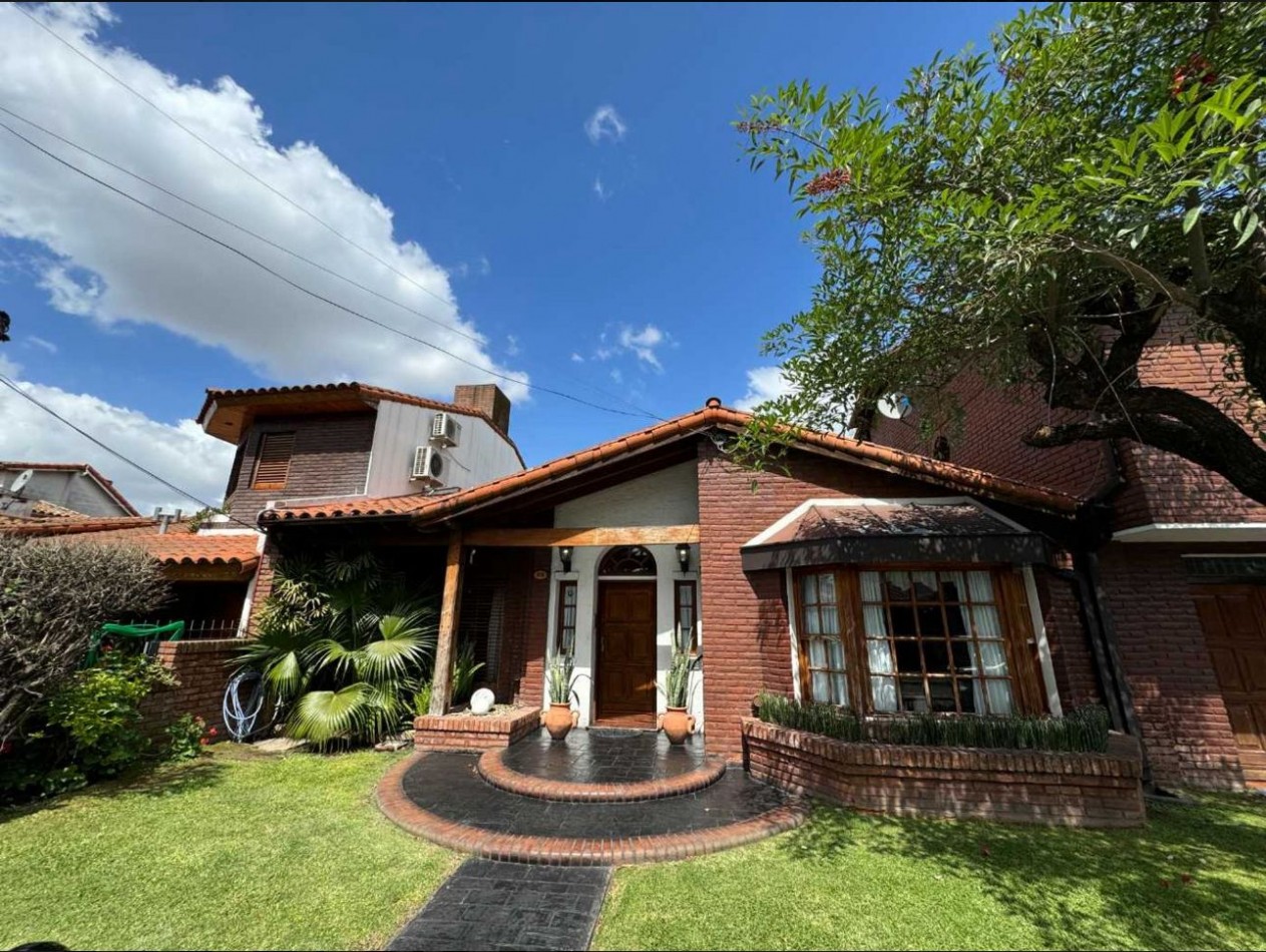 CASA EN VENTA CIUDAD EVITA