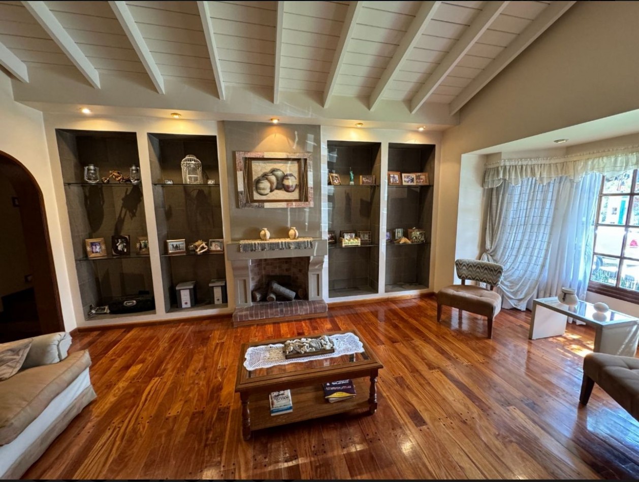 CASA EN VENTA CIUDAD EVITA