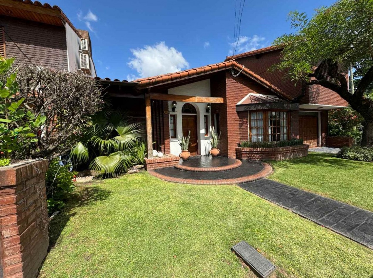 CASA EN VENTA CIUDAD EVITA