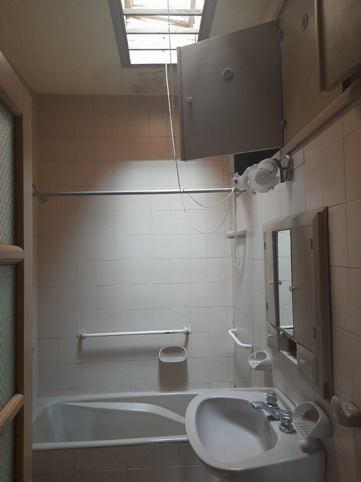 CASA EN VENTA. LAFERRERE SUR.
