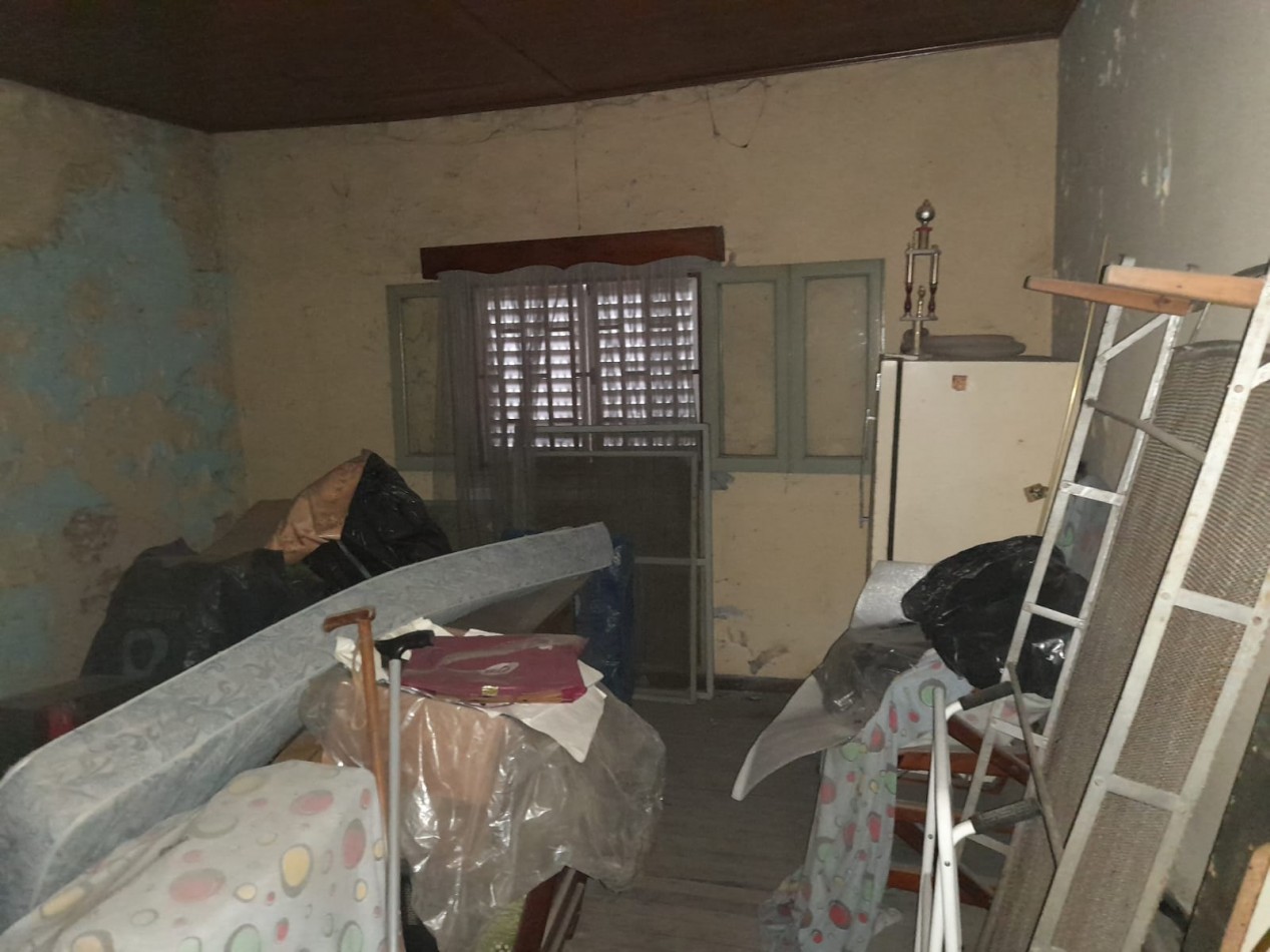 CASA EN VENTA. LAFERRERE SUR.