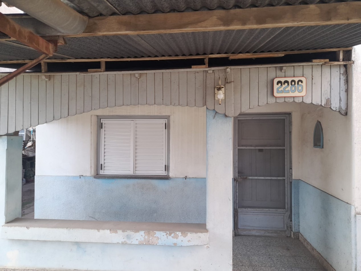 CASA EN VENTA. LAFERRERE SUR.