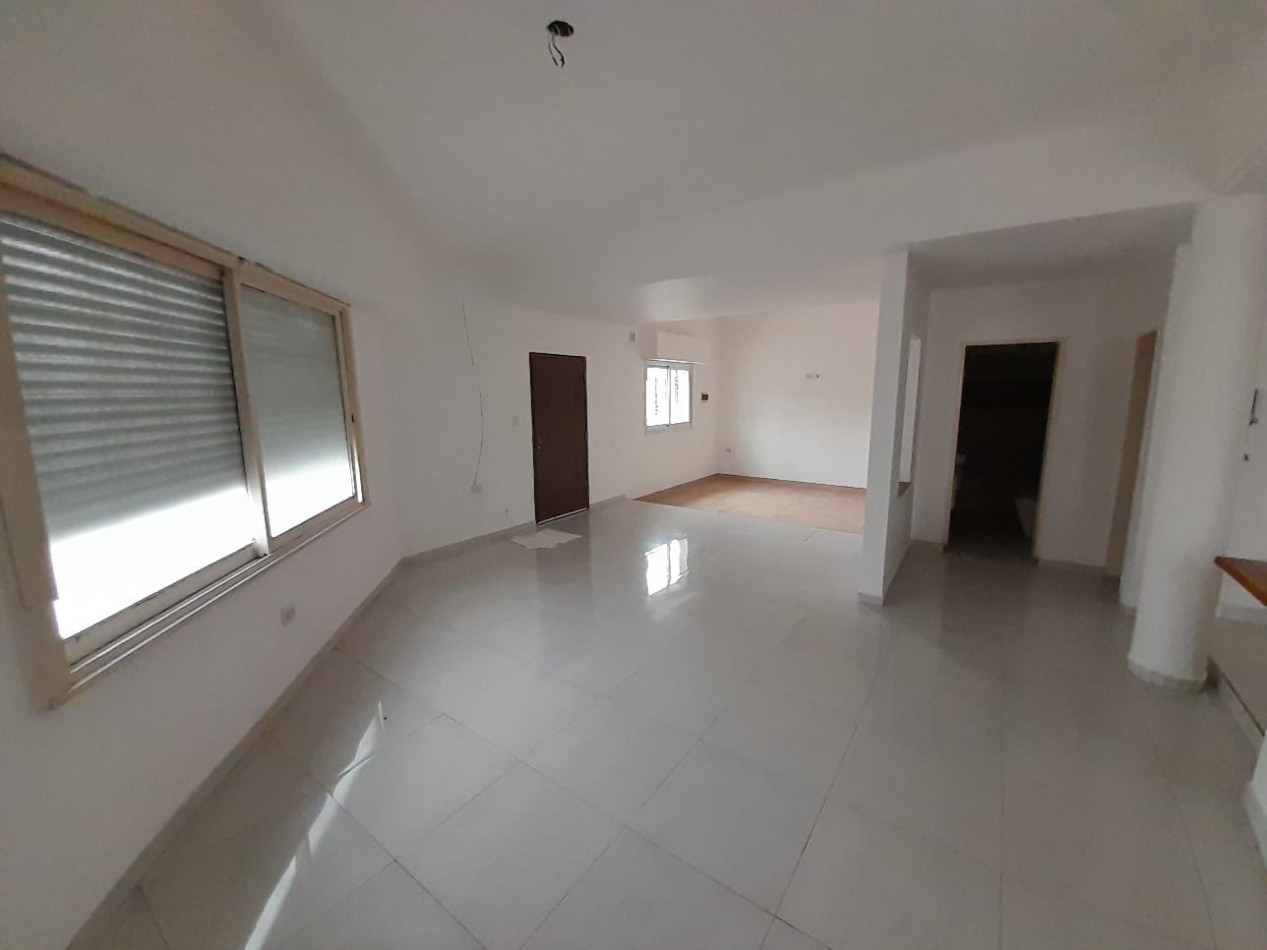 CASA EN VENTA VILLA LUZURIAGA