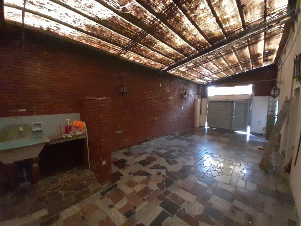 CASA EN VENTA VILLA LUZURIAGA