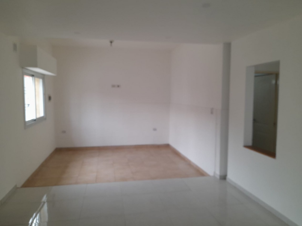 CASA EN VENTA VILLA LUZURIAGA