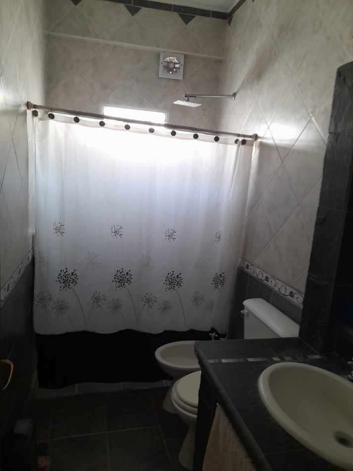 CASA EN VENTA. GREGORIO DE LAFERRERE