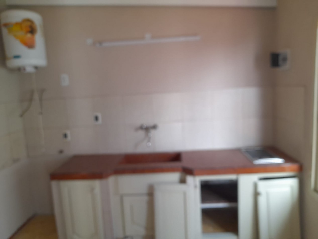 Departamento en alquiler. Laferrere Centro.