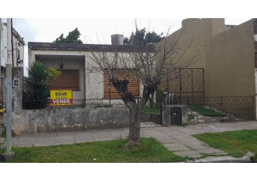 CASA EN VENTA. GREGORIO DE LAFERRERE