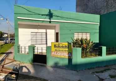 CASA EN ALQUILER. GREGORIO DE LAFERRERE